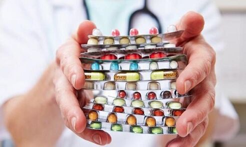 Traditionele methoden voor de behandeling van prostatitis worden aangevuld met het nemen van medicijnen